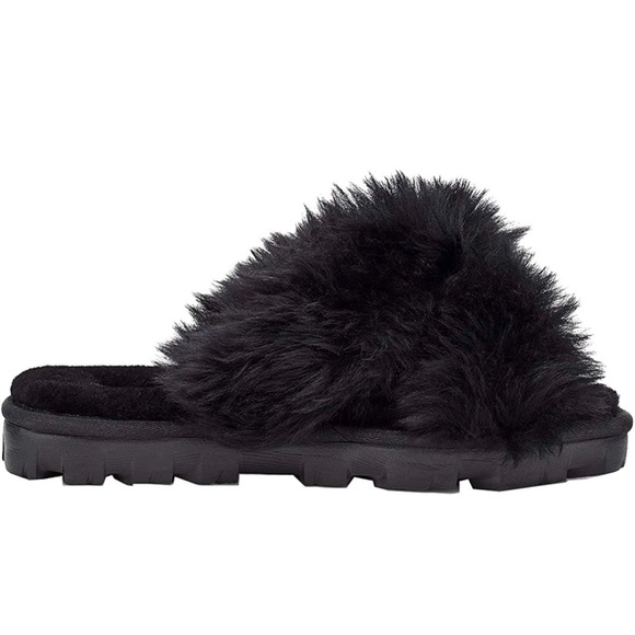 Ugg fuzzy women’s slipper - Picture 3 of 4